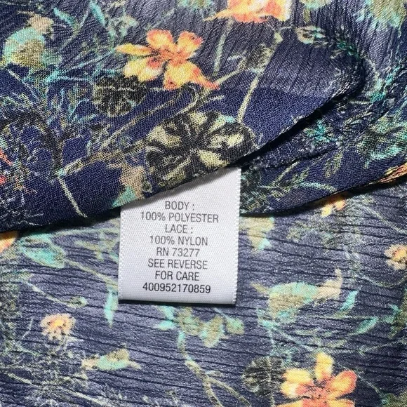 Vera Wang Princess Sheer Floral and Lace Blouse Size Med - Picture 6 of 6